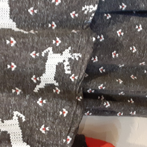 Sz (16/18) Super Soft Reindeer Gray Red White Pajama Set - Picture 2 of 12